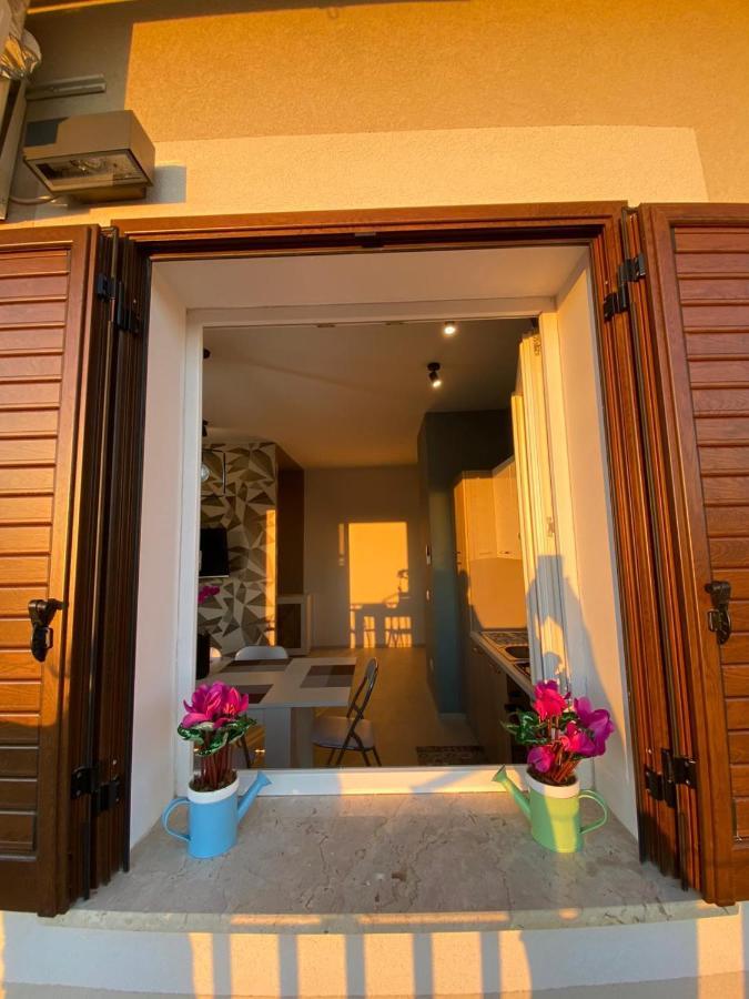 Viole Di Mare Guest House San Leone Bagian luar foto